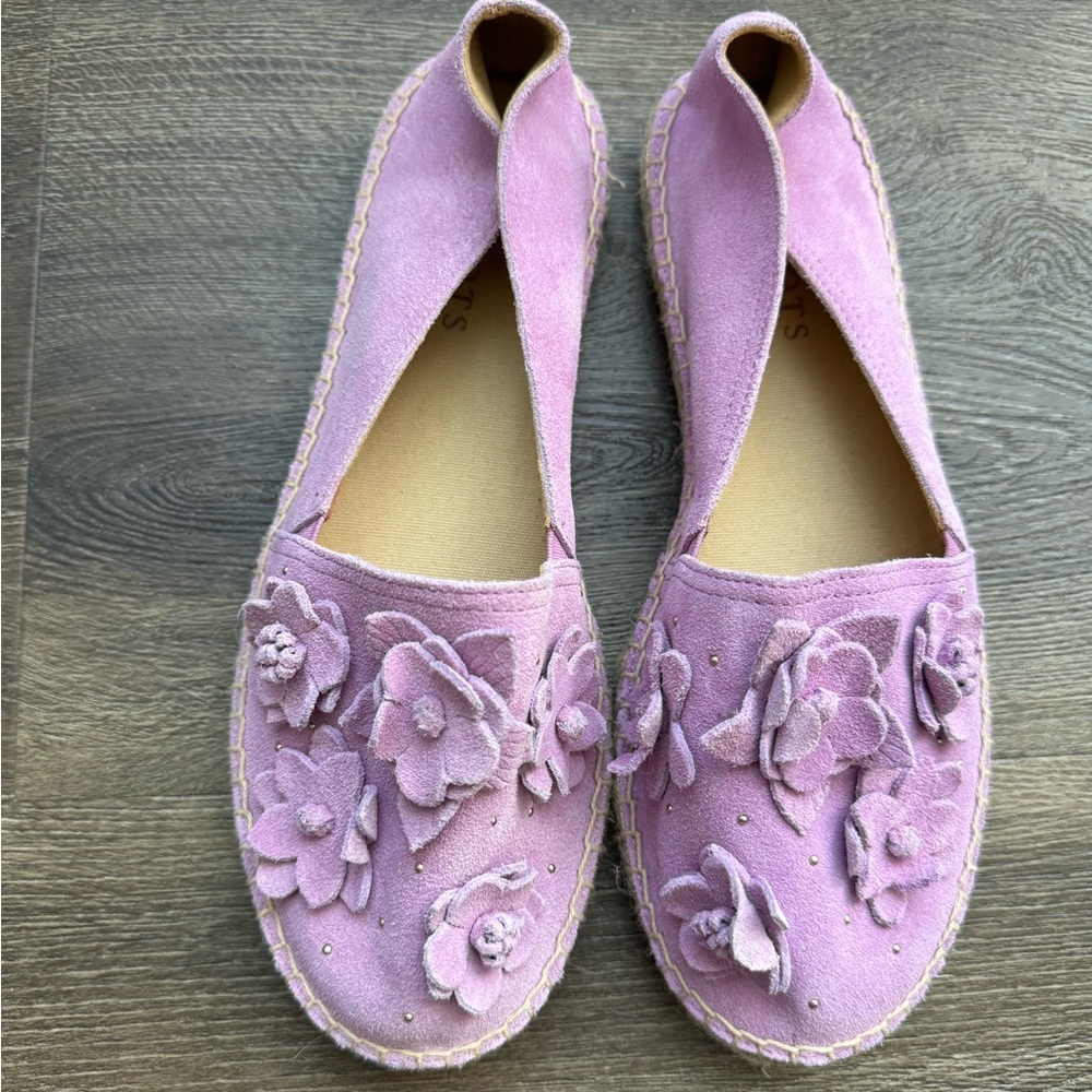 New! Gorgeous espadrilles! Beautiful lilac color, 100%suede leather